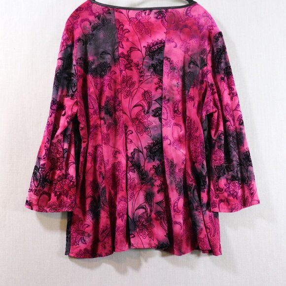 SAMI & JO Boho Burnout Tunic Top Plus Size 3X Pink Black Bell Sleeve Blouse - Picture 12 of 13